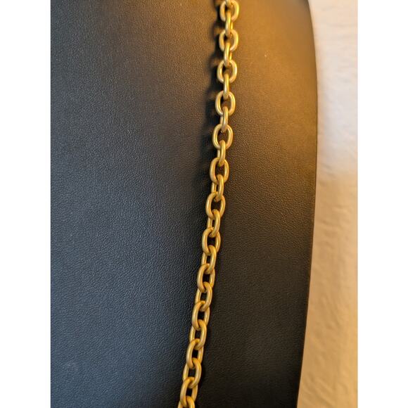 Simulated Pearl in Claw Pendant Heavy Matte Gold Tone Chain 36" Necklace - Picture 4 of 7